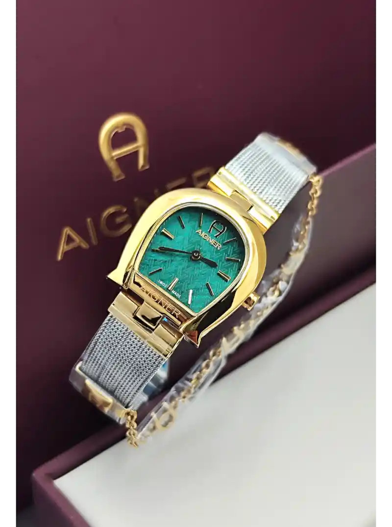 ساعه اقنر نسائيه مينا أخضر