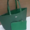 شنطة خضراء براند