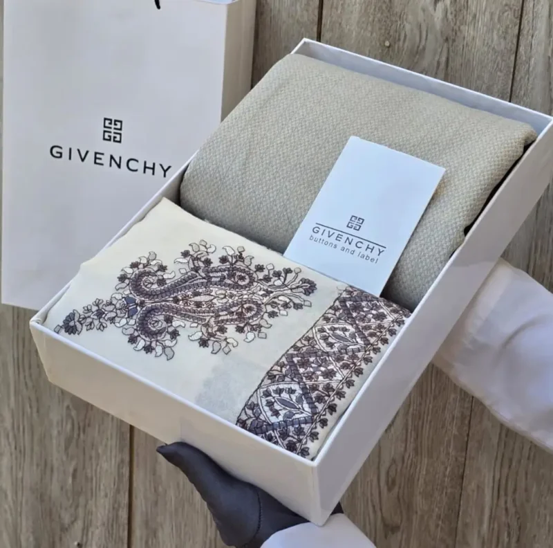 طقم رجالي شتوي شال مع قماش