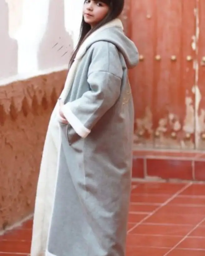 فروة شتوية بنات صغار