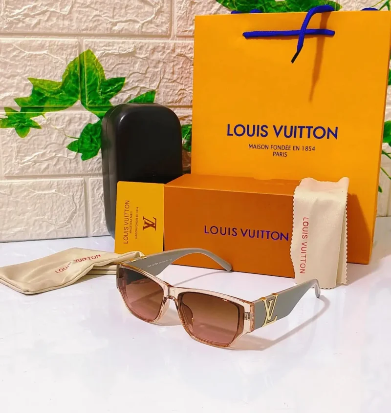 نظارة شمسية عدسة صفراء