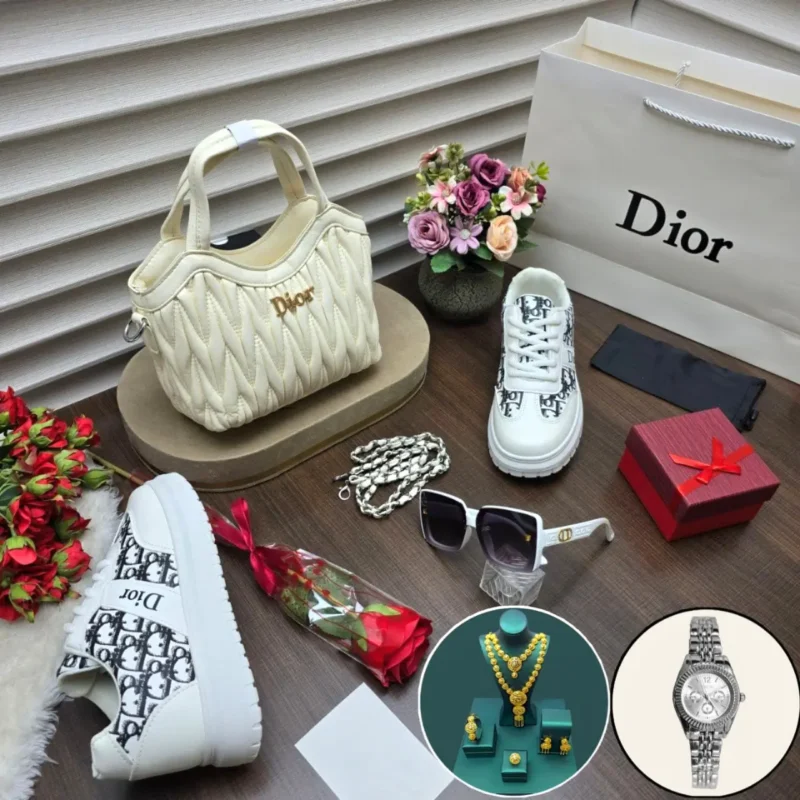 هدية ديور نسائي شوز وشنطة