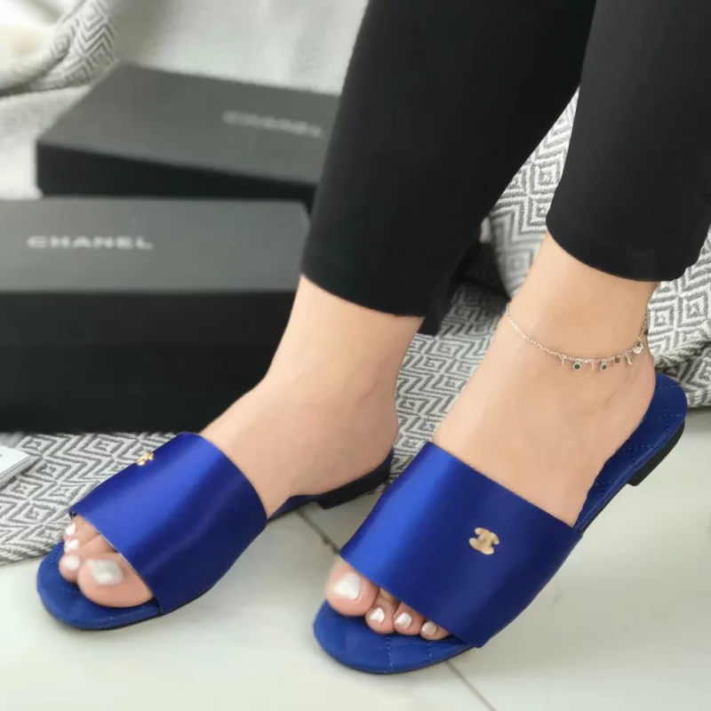سليبر نسائي ازرق