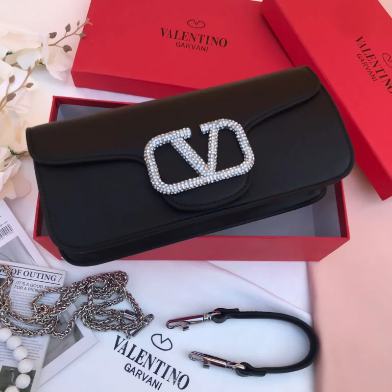 شنطه فالنتينو سوداء