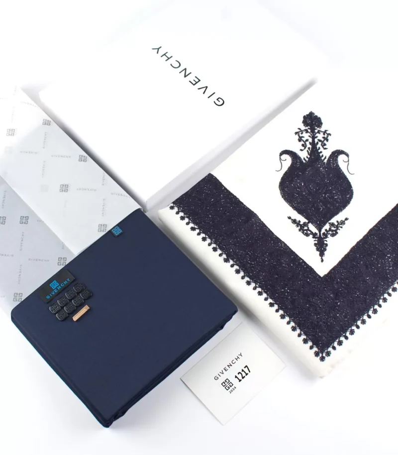 شال كشميري وقماش كحلي