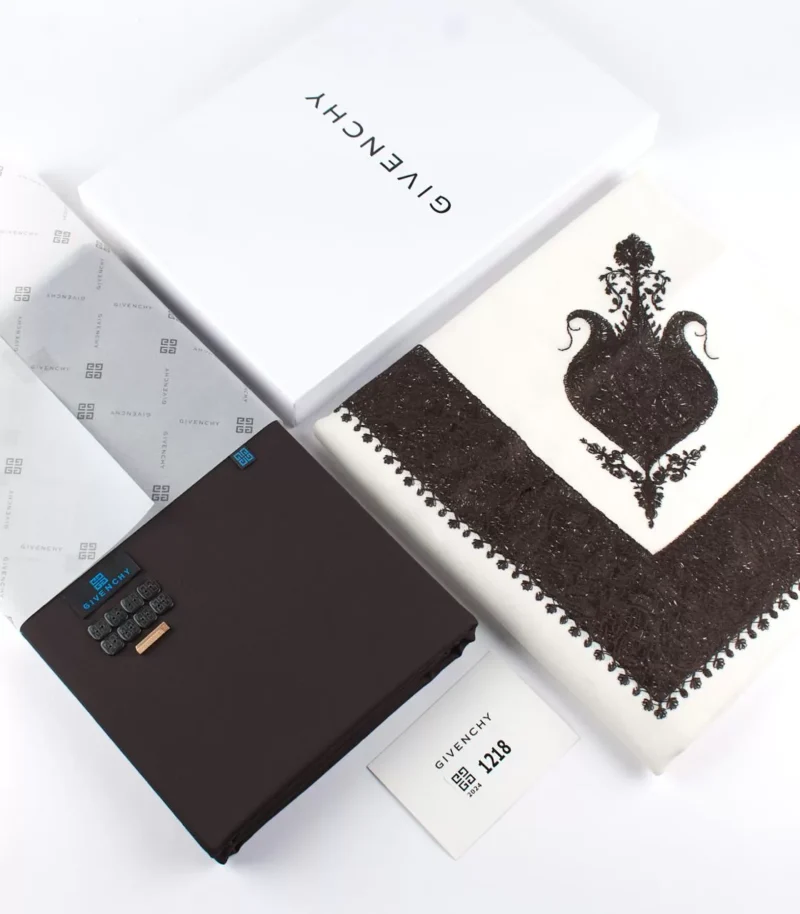 شال كشميري بني مع قماش