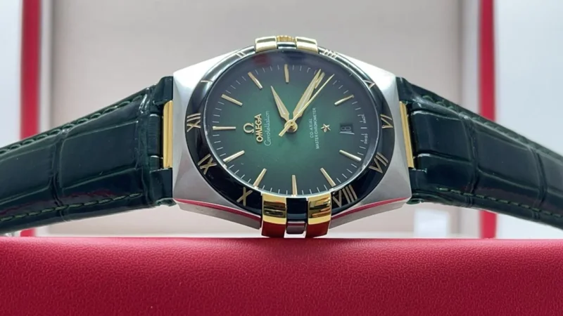 ساعات رجالي جلد