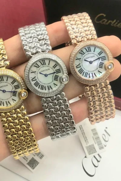 ساعات كارتير نسائية