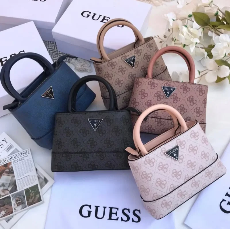 شنط guess جيس