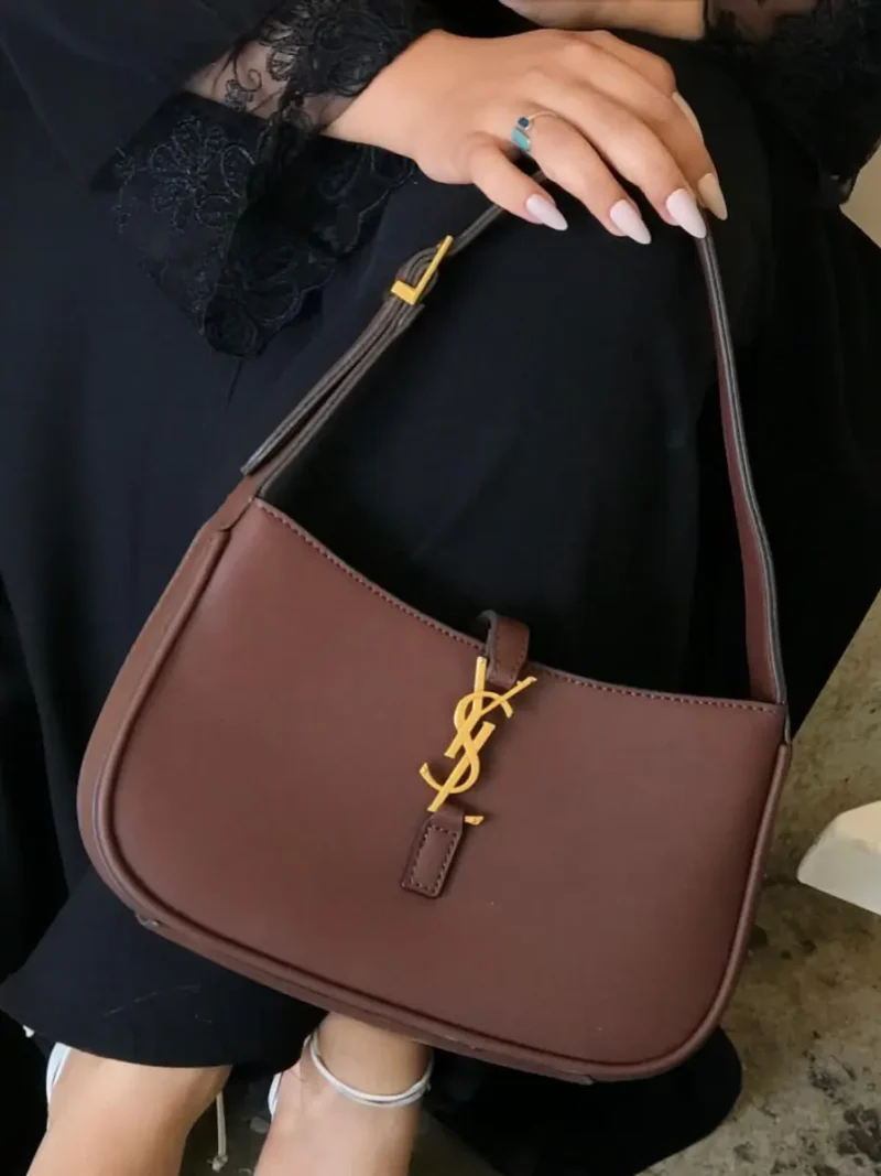 شنطة سان لوران عنابي