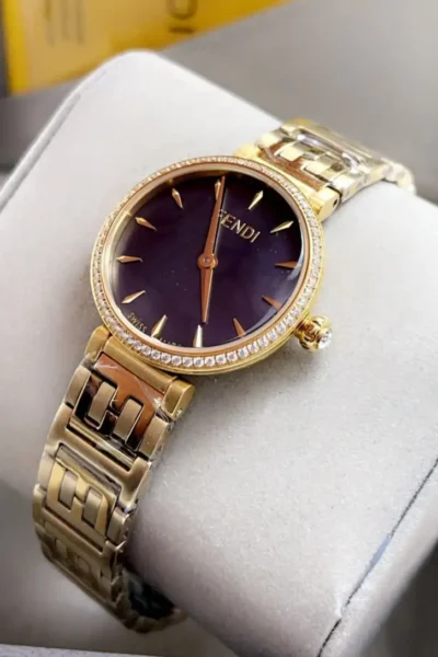 ساعة فندي نسائية فوريفر