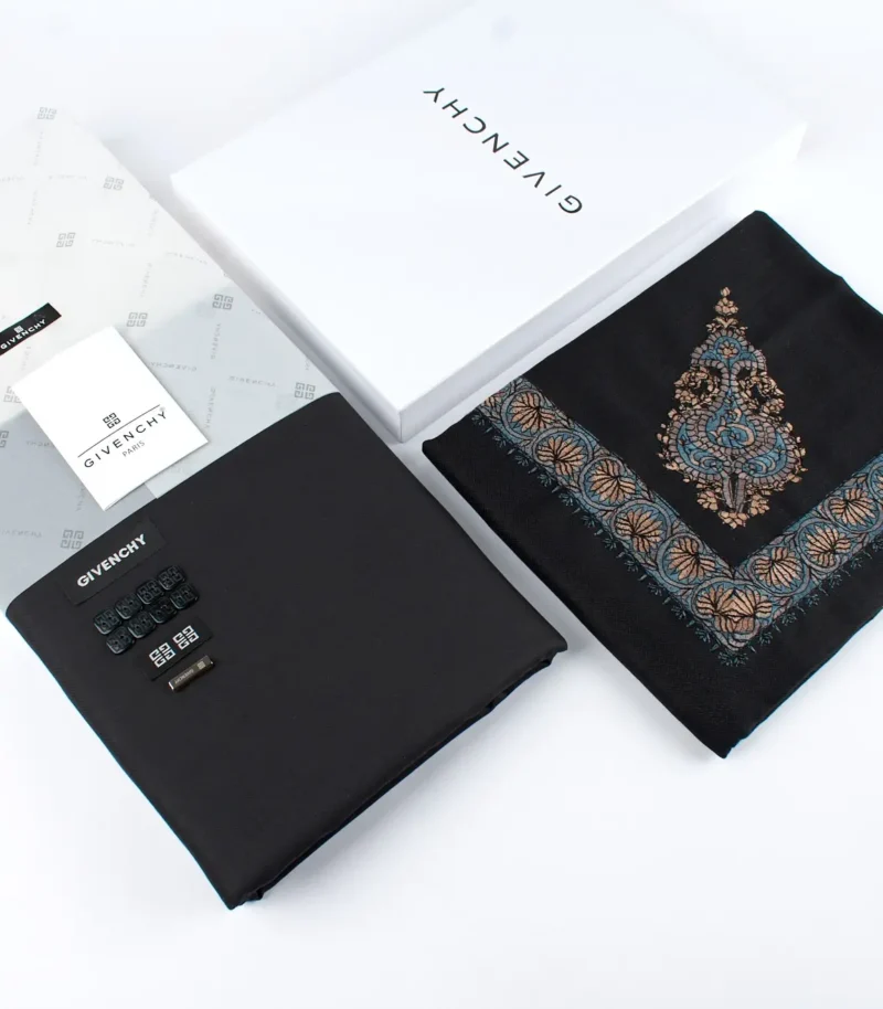 شماغ كشميري اسود