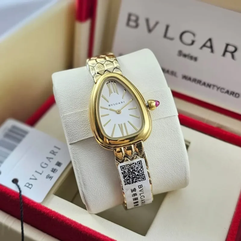 ساعة بولغاري نسائية ذهبية