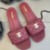 سليبر شانيل عنابي