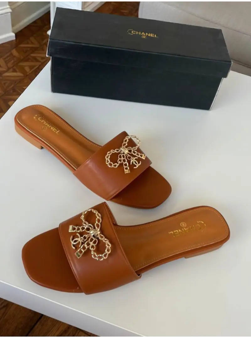 صندل شانيل الهبه نسائي