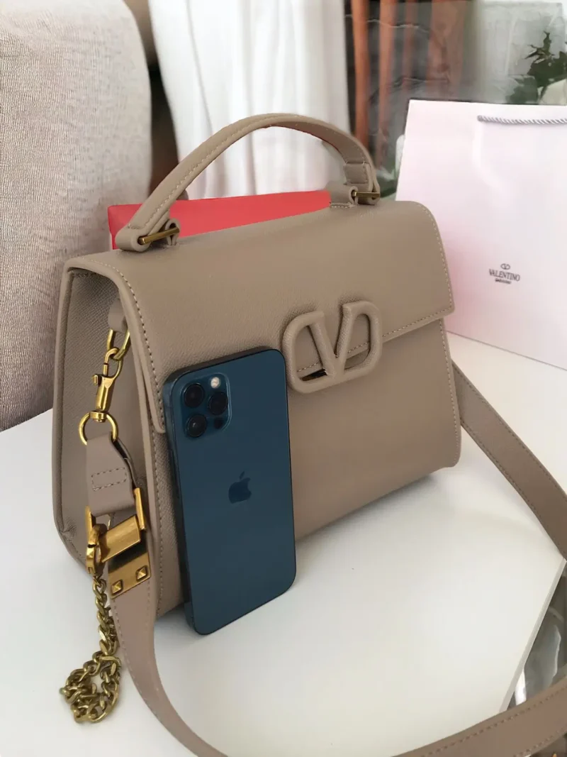 شنطة فالنتينو صغيره