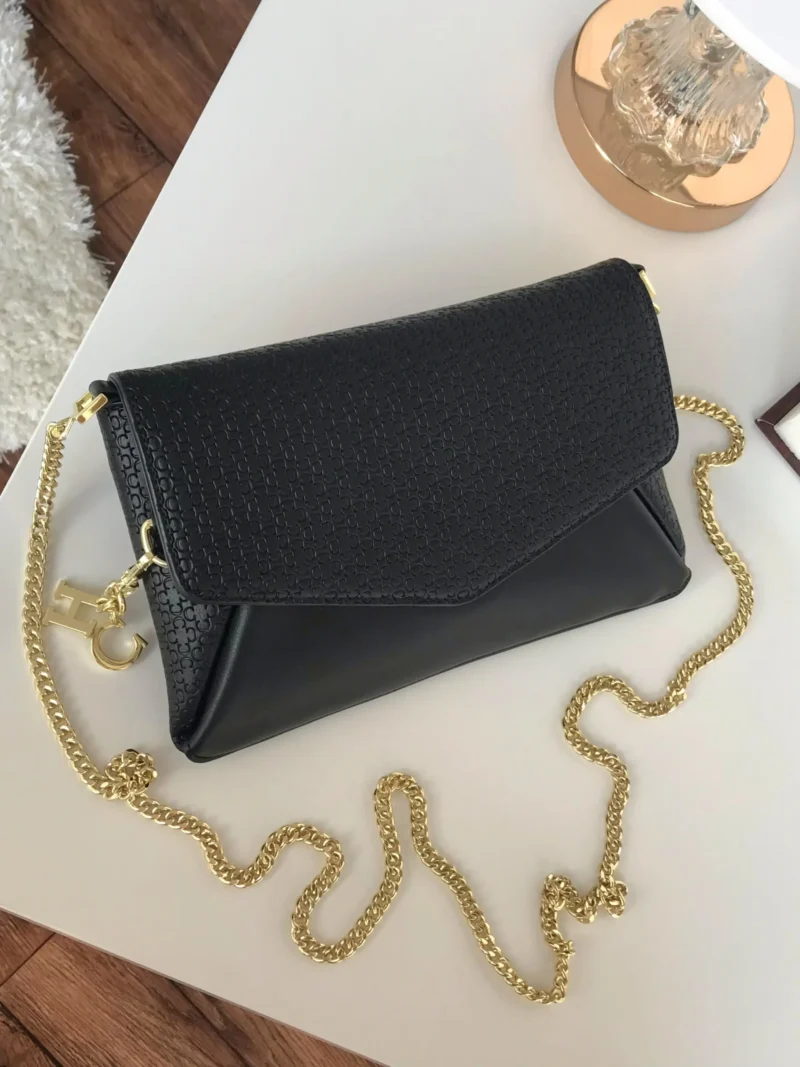 شنطه سي اتش السوداء