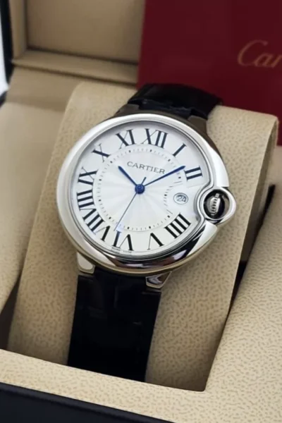 ساعات كارتير روند موست جلد