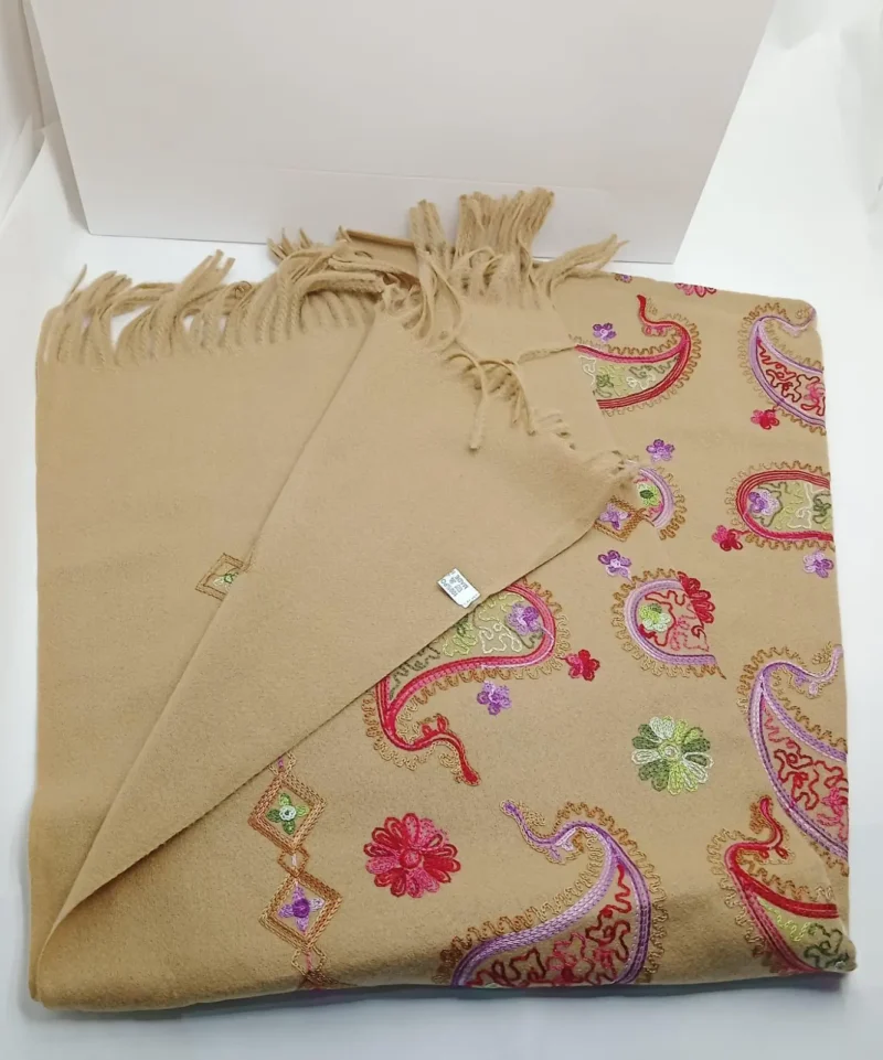 شال كشميري نسائي مطرز