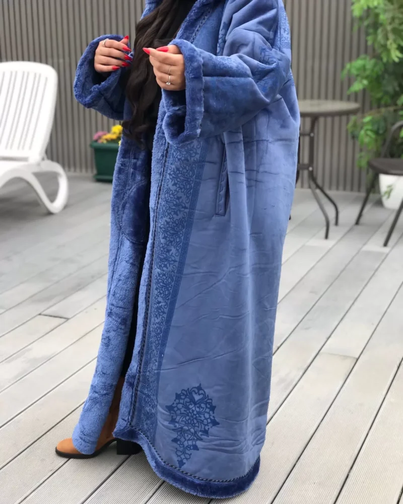 فروة نسائية فخمة