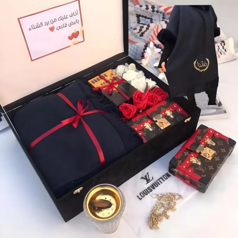 هديه نسائي شال بالاسم