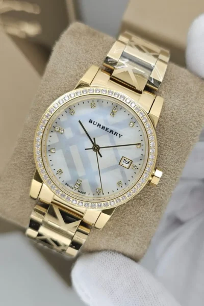 ساعات بربري نسائي