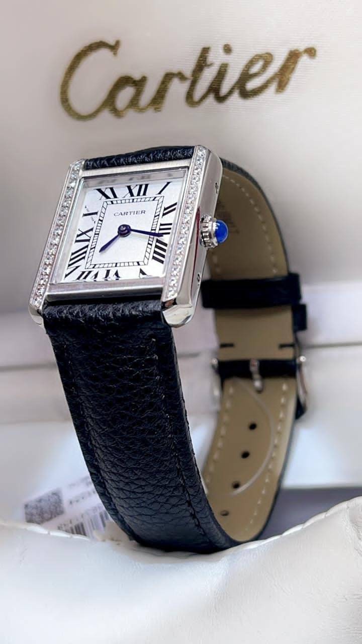 ساعة كارتير نسائي جلد