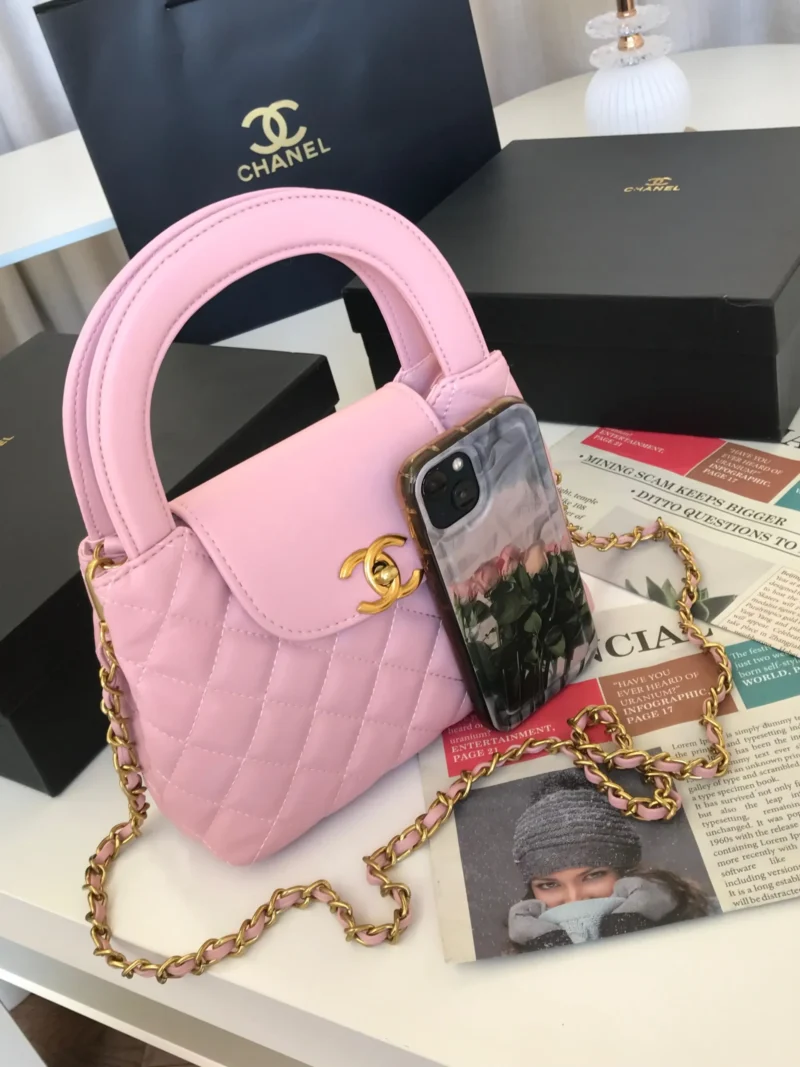 شنط شانيل وردي