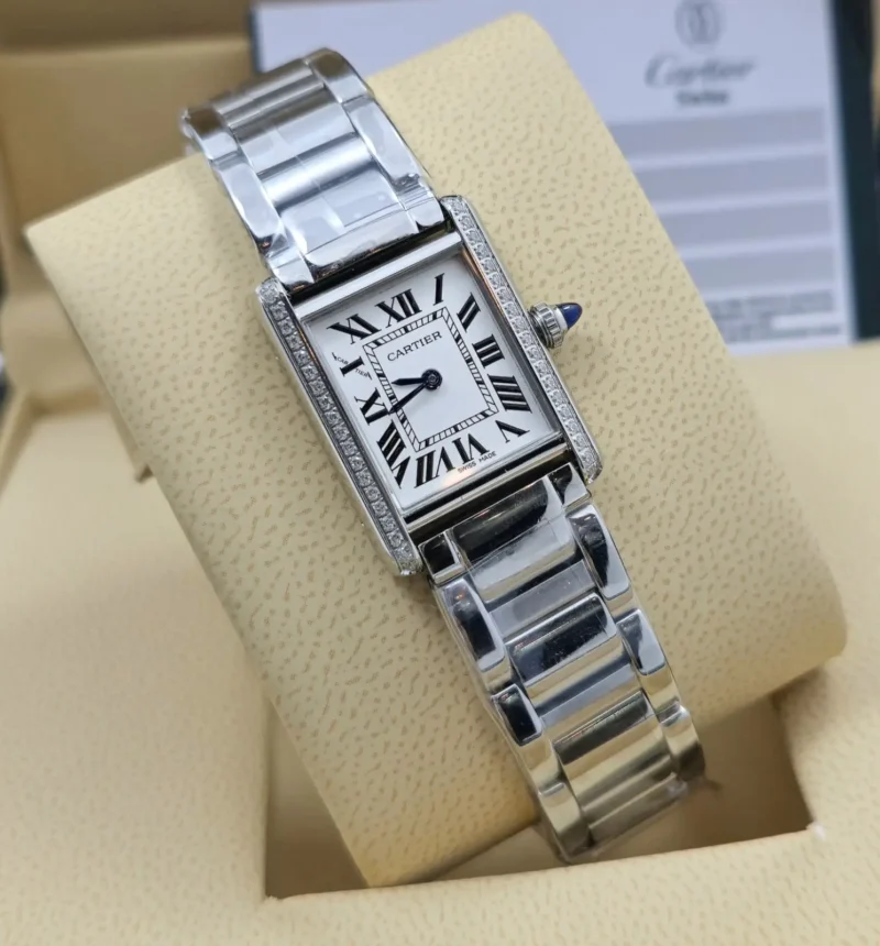 ساعة كارتير نسائي فضي الماس