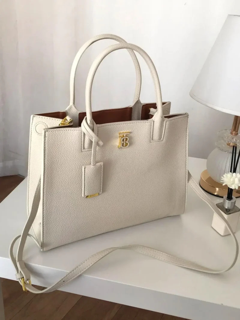 شنطة بربري كبيرة