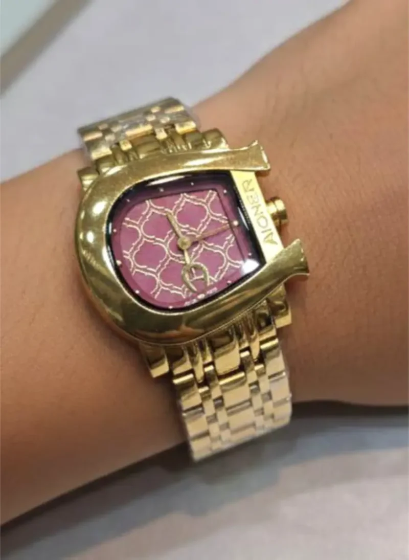 ساعات نسائية جدة