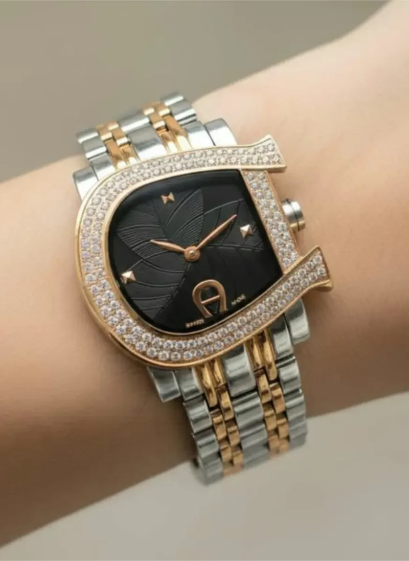 ساعات نسائيه في جده