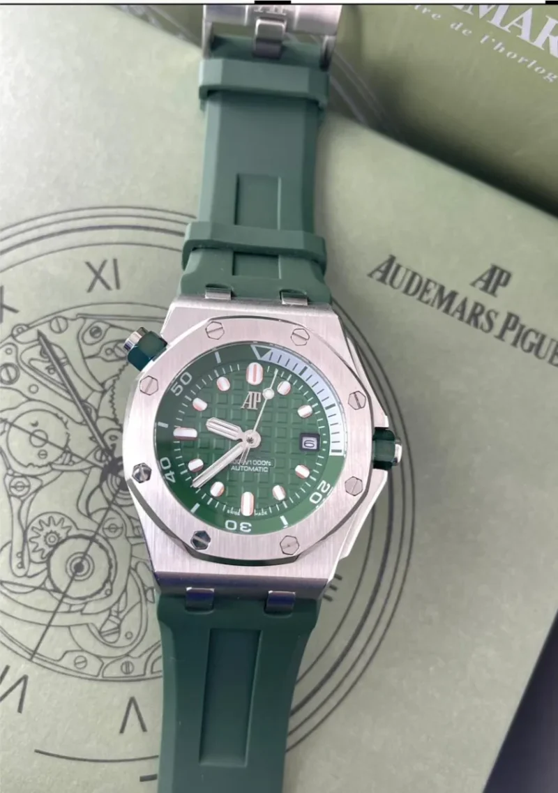 ساعة ربل اخضر رجالي