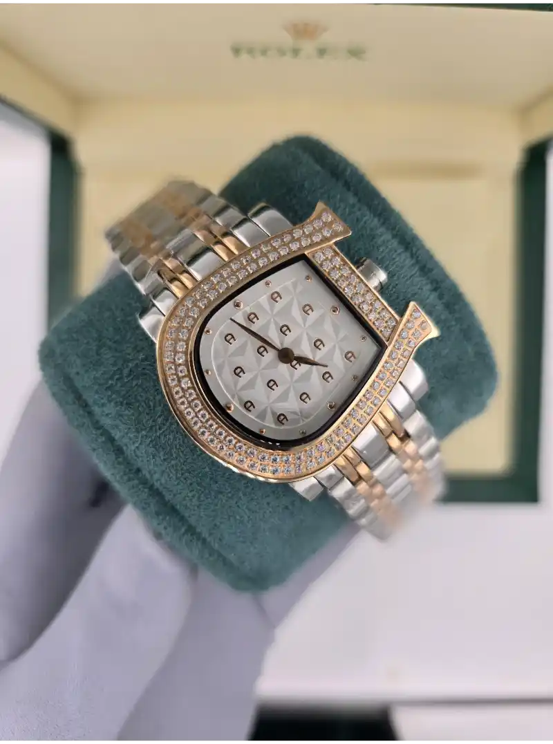 ساعه ايقنر نسائيه