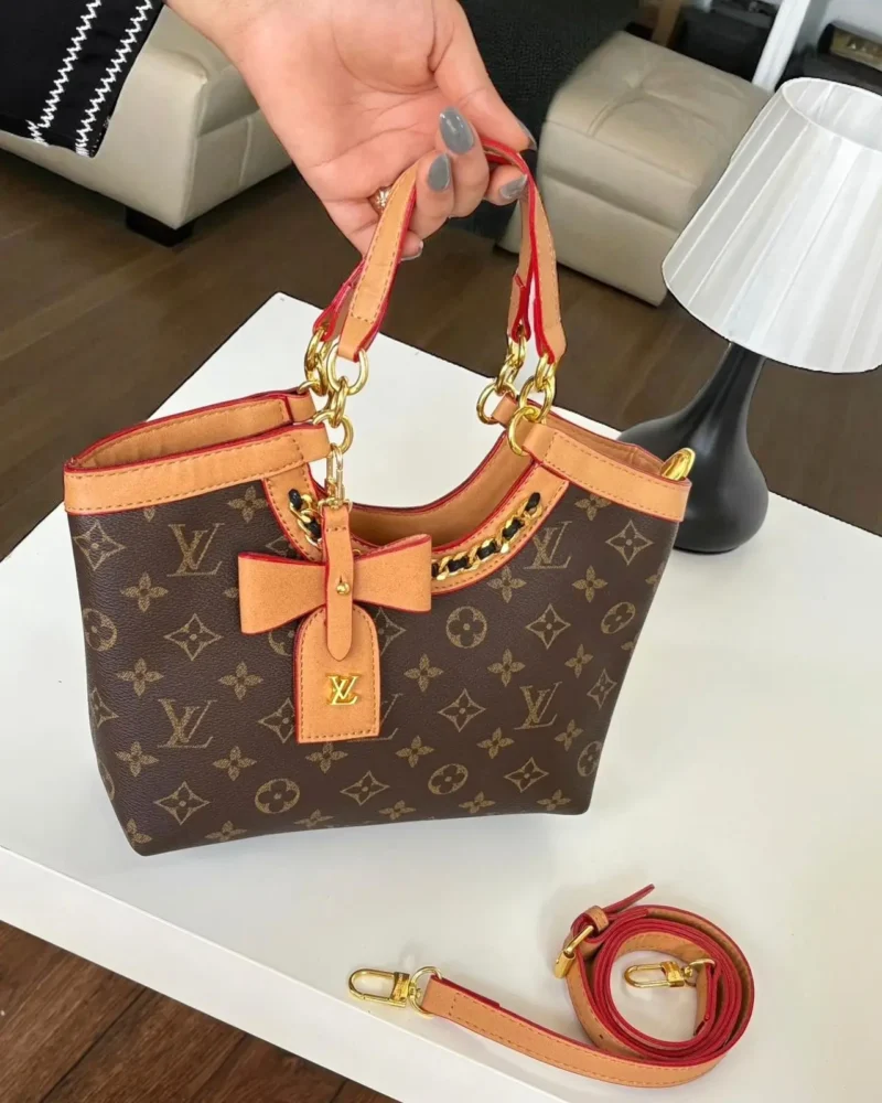 شنط لويس فيتون للنساء