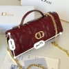 شنطة ديور عنابي مستطيلة