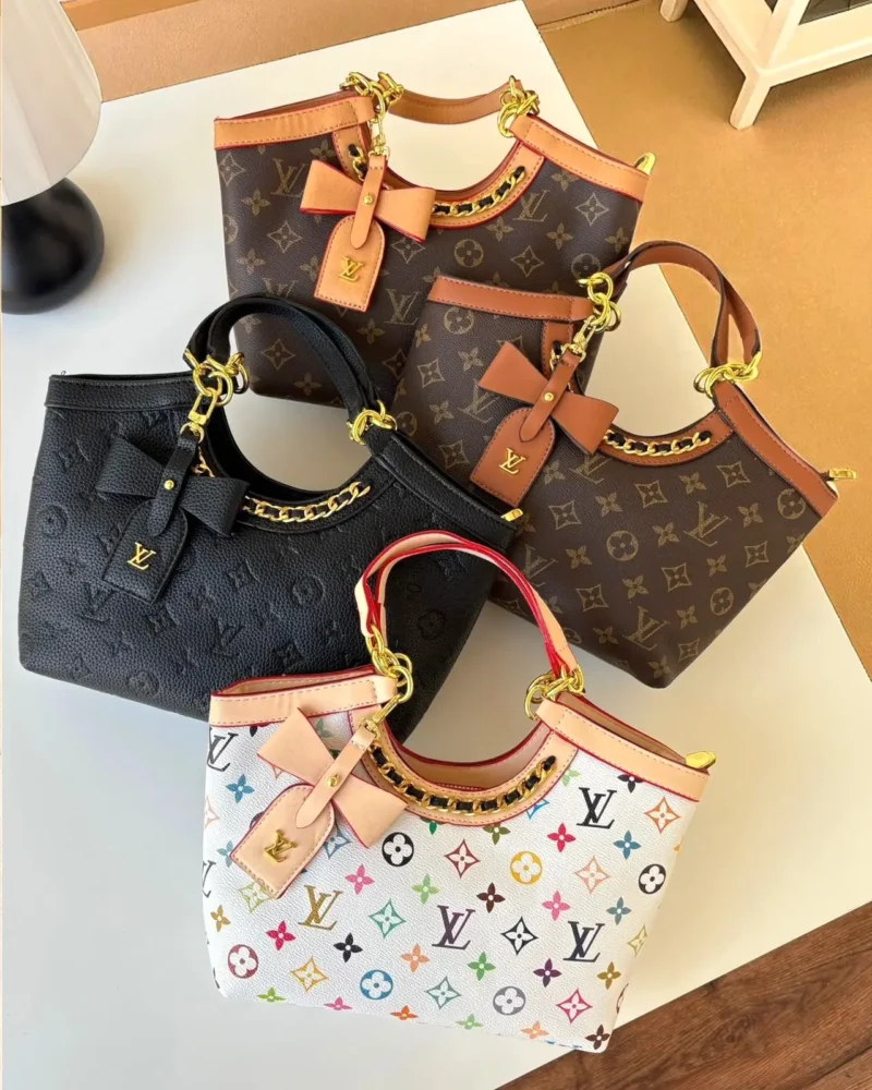 شنطة ماركة لويس فيتون المشهورة