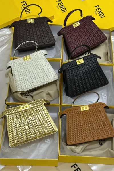 شنط فندي بيكابو