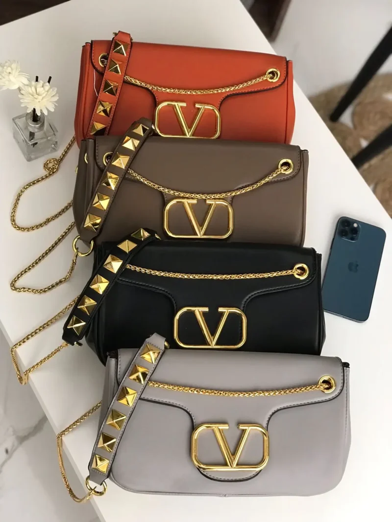 شنط فالنتينو صغيره