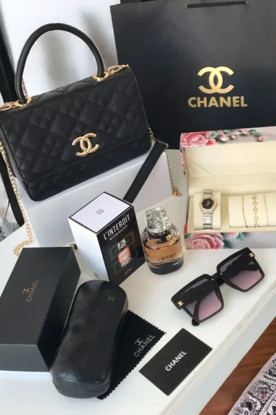 طقم هدايا التخرج نسائي