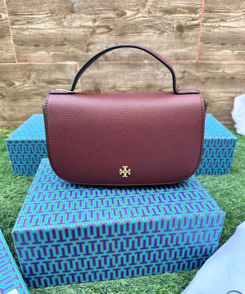 شنطة عنابي صغيرة