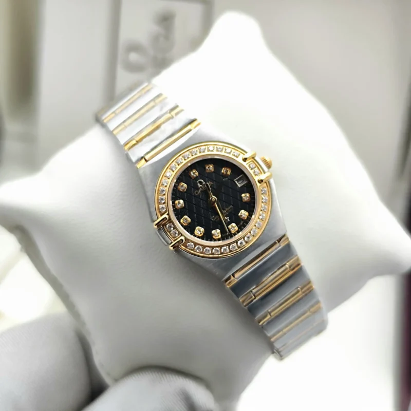 ساعة اوميغا ميني نسائي