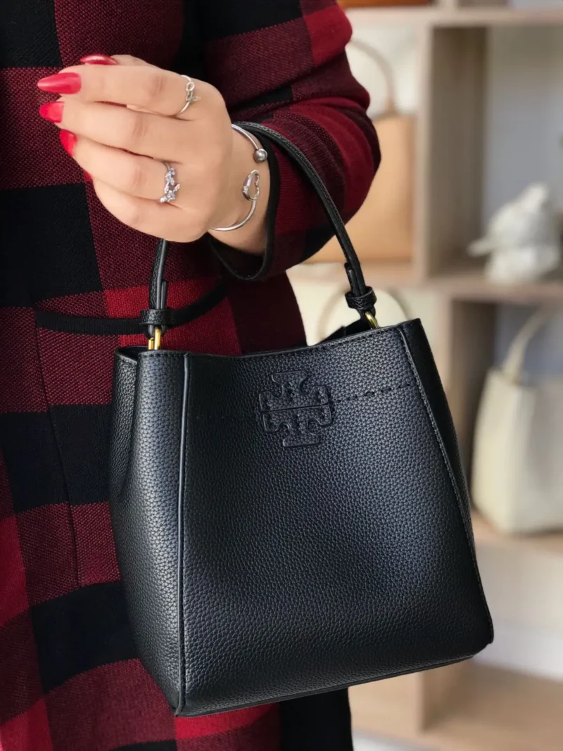 شنطه توري بورش سوداء جلد