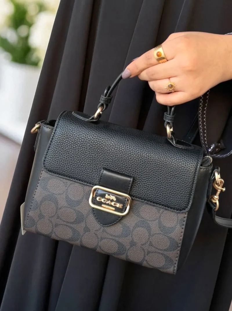 شنطه كوتش حجم وسط اسود