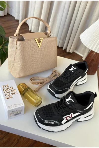 شوز وشنطة وعطر طقم نسائي فاخر