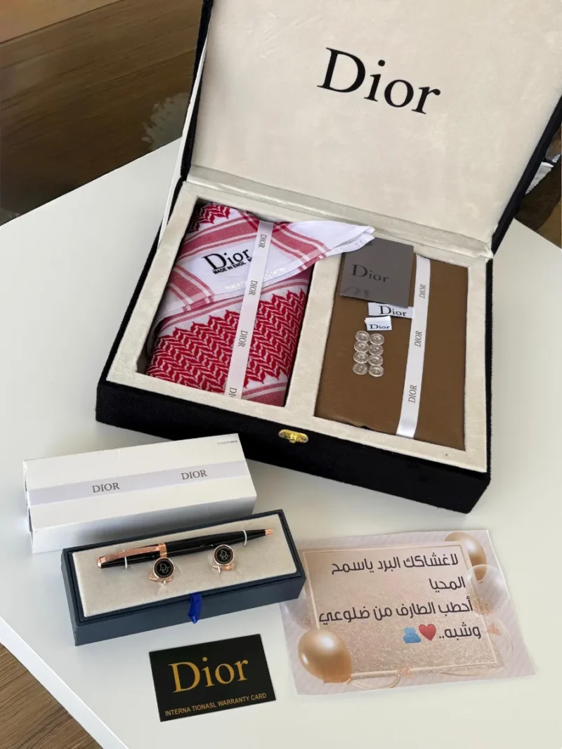 طقم شماغ قلم وكبك