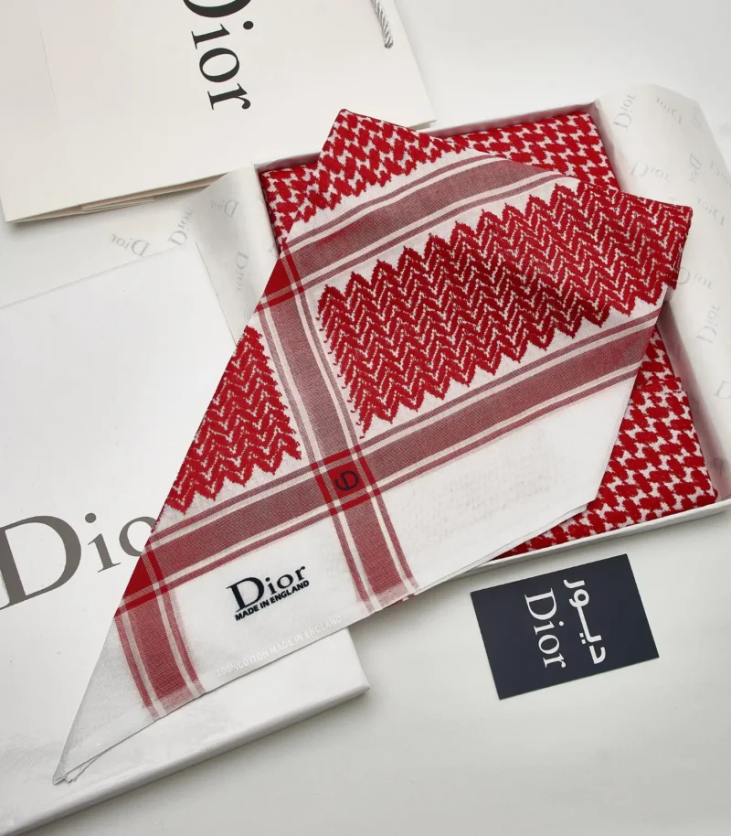 شماغ ديور دم الغزال