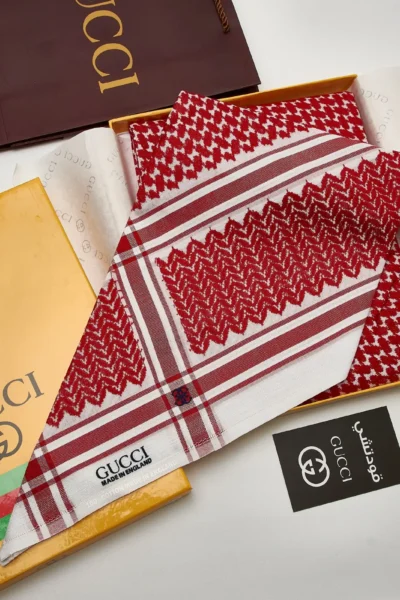 اشمغه احمر دم الغزال