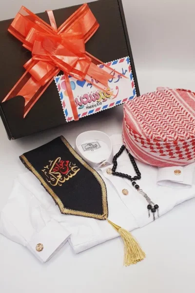 طقم ولادي للعيد