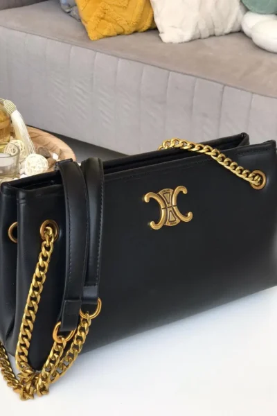 شنط سيلين كبيرة